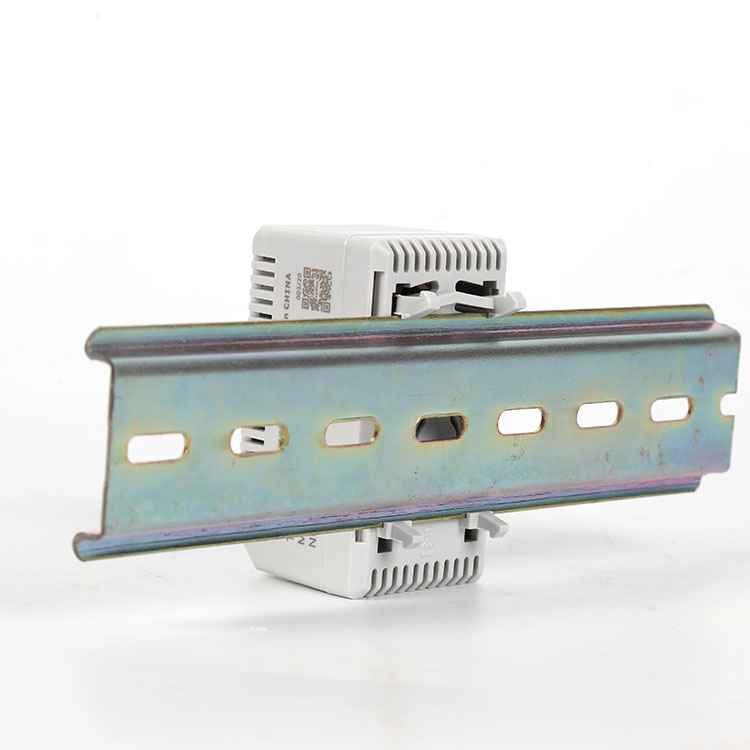 小型自動恒溫調節(jié)器SKTO 011